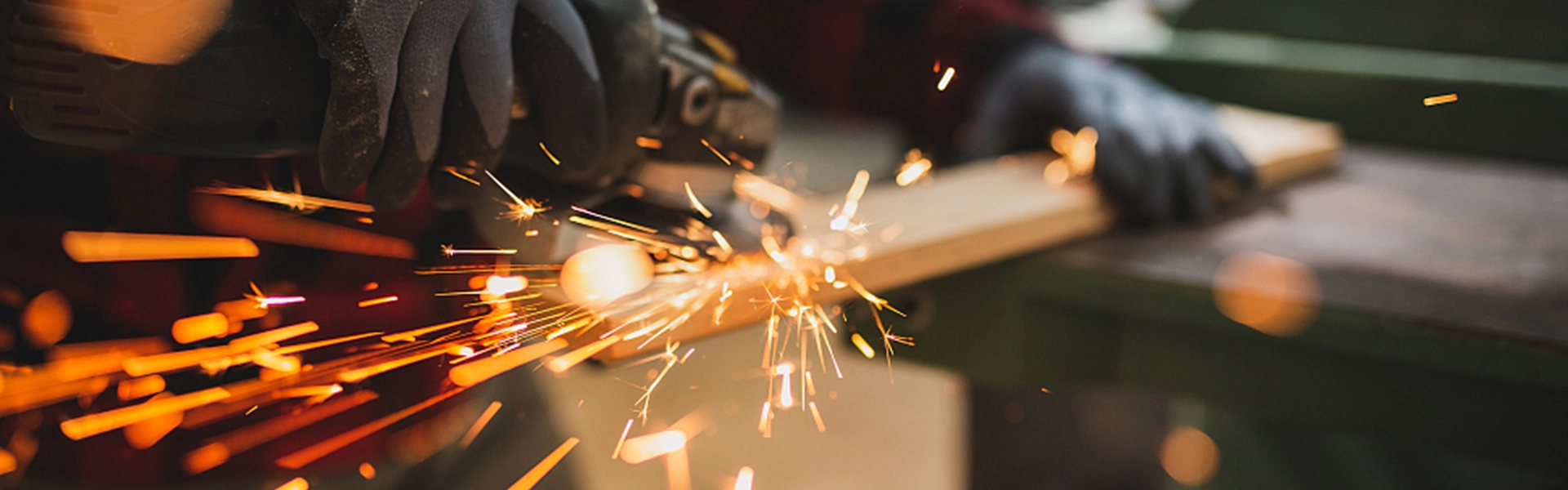 Laser-Maschine in der Möbel industrie