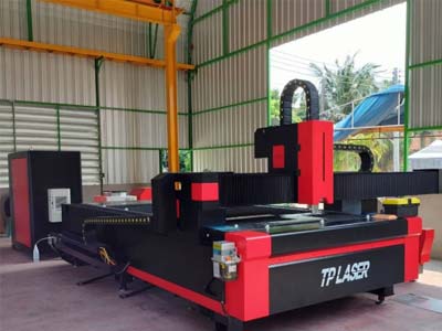 Die super tolle Leistung von Remcor Lasers chneide maschine mit Rohr befestigung