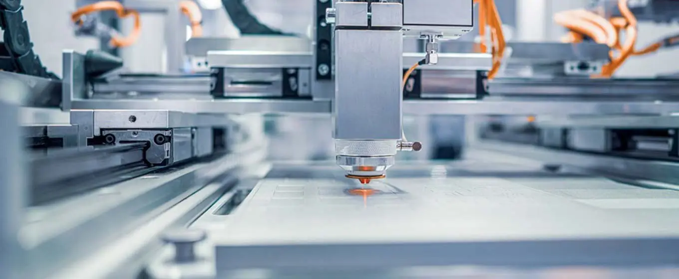 Laser maschine in der Geräte herstellung