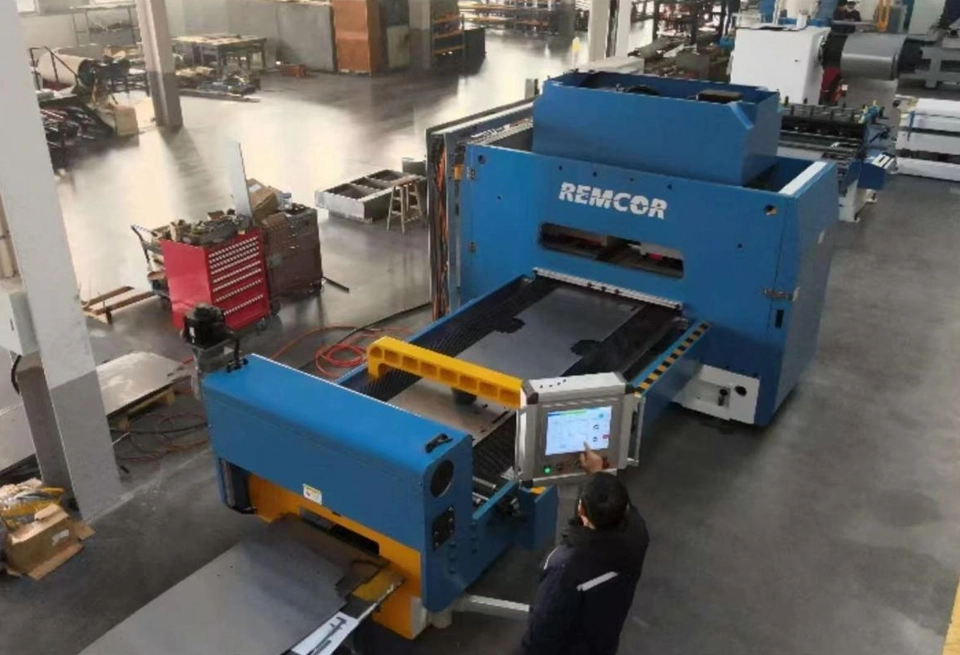 Die Zukunft der Fertigung: Remcors Spulen-Stanz maschinen